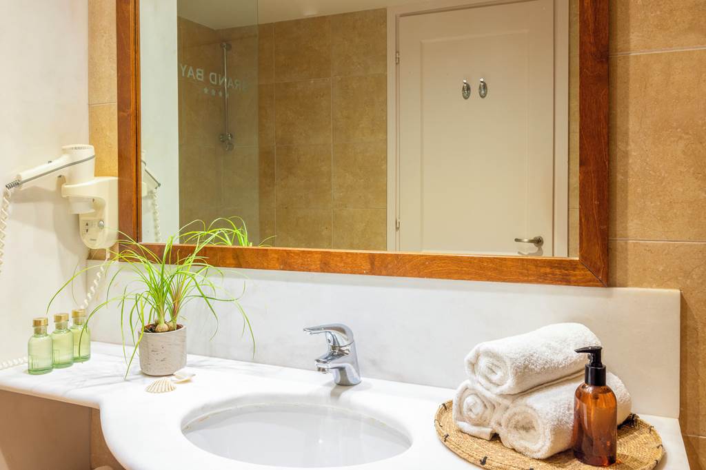 CHQ_78451_Giannoulis_Grand_Bay_Beach_Resort_1022_06.jpg
