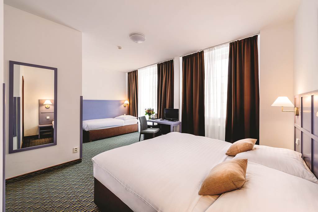 PRG_70517_Hotel_Central_0717_10.jpg