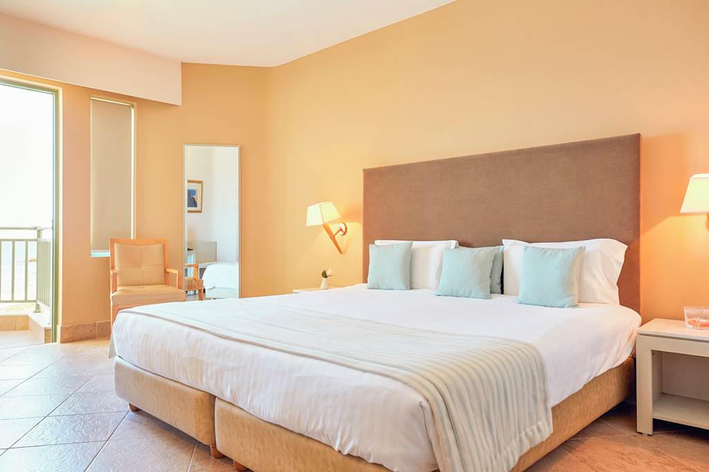 CHQ_78451_Giannoulis_Grand_Bay_Beach_Resort_1022_05.jpg