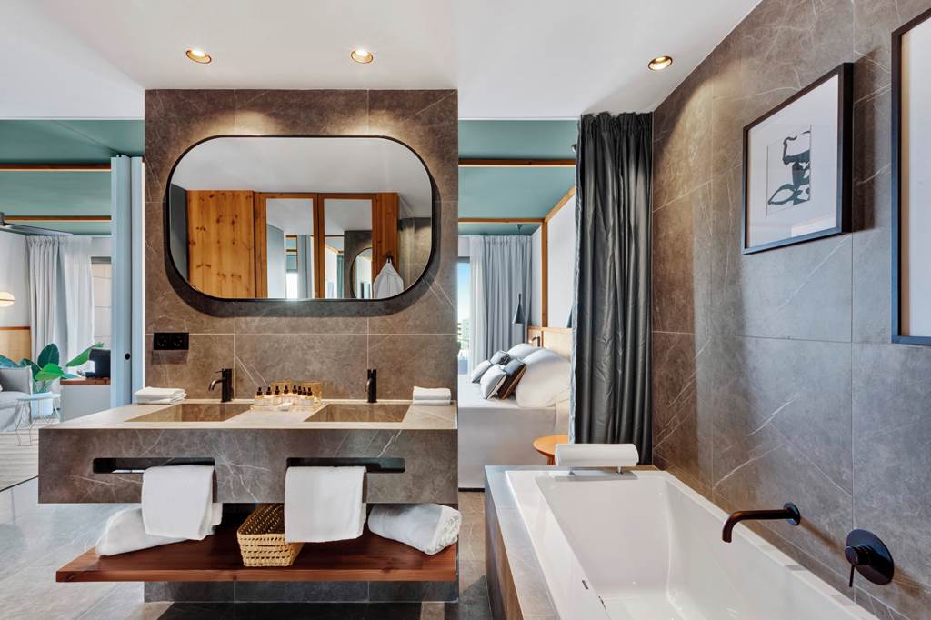 PMI_82951_Aubamar_Suites_&_Spa_0421_21.jpg