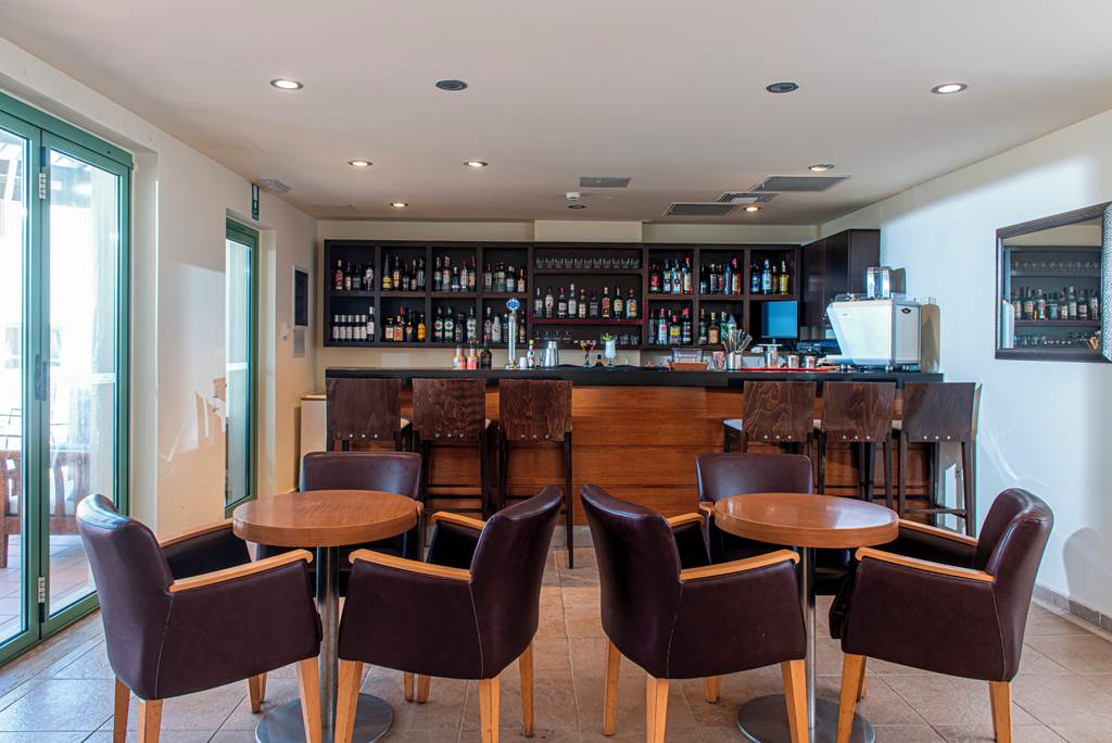 CHQ_78451_Giannoulis_Grand_Bay_Beach_Resort_0125_01.jpg