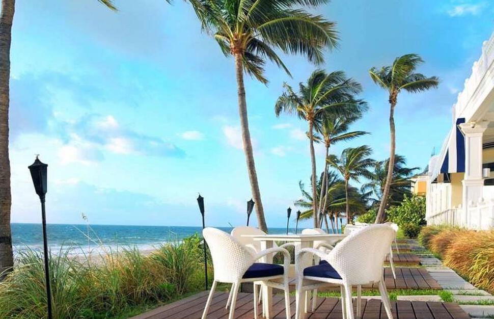Pelican-Grand-Beach-Resort-21.jpg