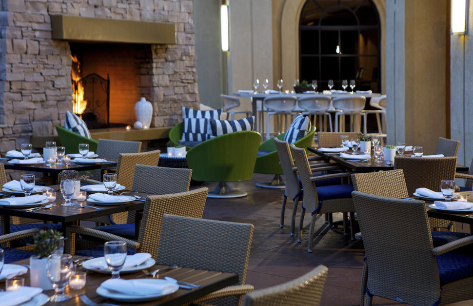Renaissance-Palm-Springs-4.jpg