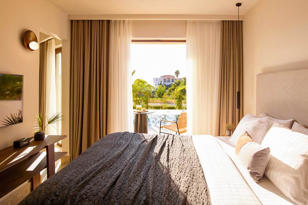 CHQ_83613_Asterion_Suites_&_Spa_0222_24.jpg