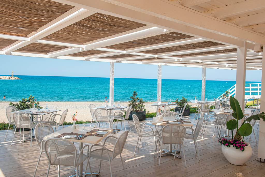 CHQ_78451_Giannoulis_Grand_Bay_Beach_Resort_0125_03.jpg