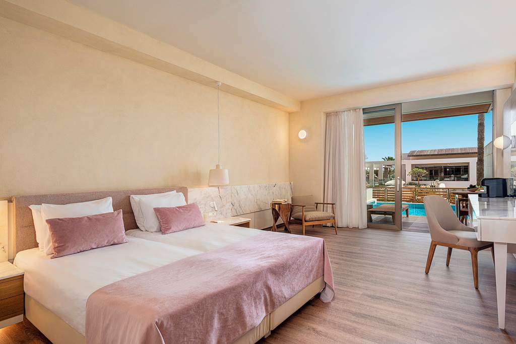 CHQ_80020_Avra_Imperial_Hotel_0624_07.jpg
