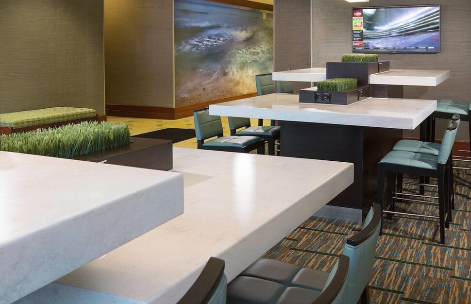 Courtyard-by-Marriott-FT.-Lauderdale-Beach-15.jpg