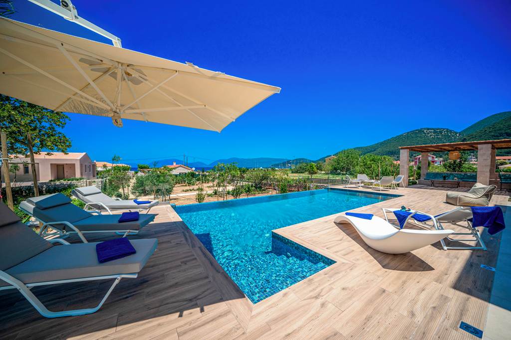 EFL_86761_Villa_Claire_Sami_1223_02.jpg