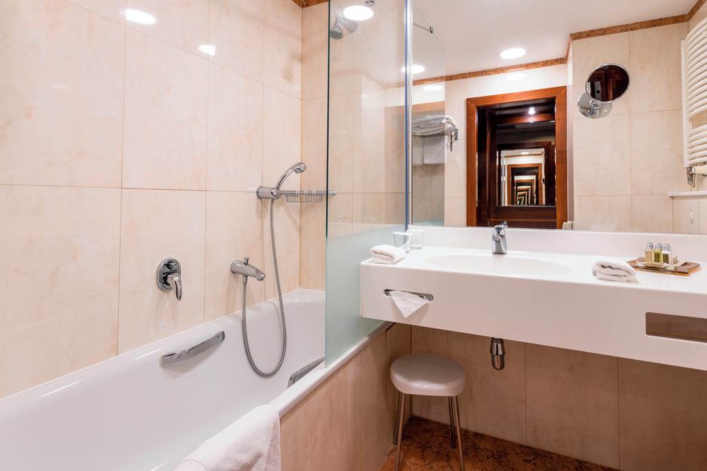 PRG_70460_Jalta_Boutique_Hotel_0320_06.jpg