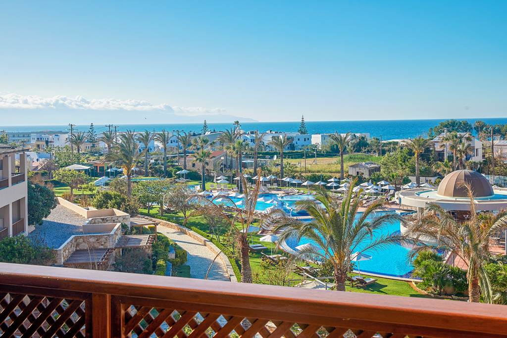 HER_79600_Minoa_Palace_Imperial_Resort_&_Spa_0823_06.jpg