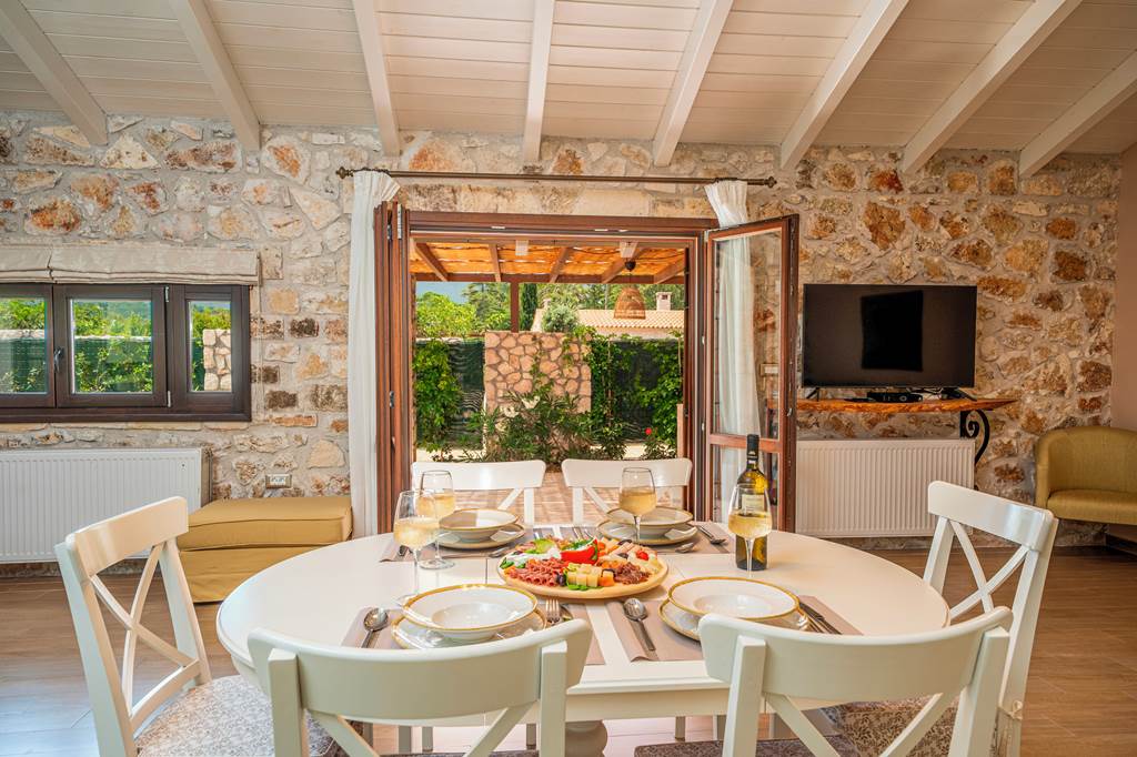 EFL_86763_Villa_Theano_Sami_1223_04.jpg
