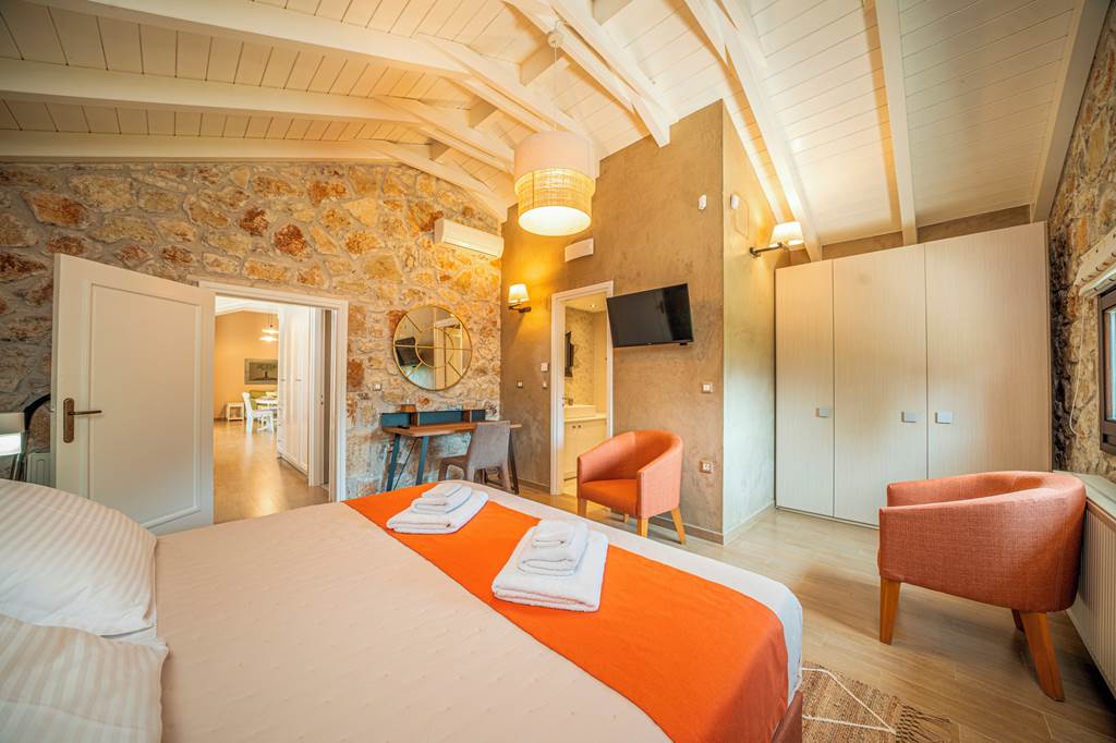 EFL_86763_Villa_Theano_Sami_1223_07.jpg