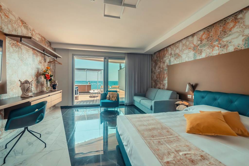 CTA_85200_Nautilus_Hotel_0524_07.jpg