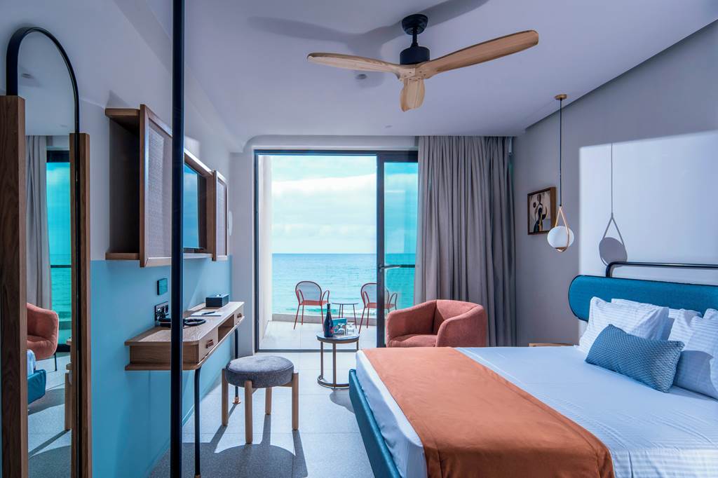 CHQ_87032_Harmony_Boutique_Resort_0524_01.jpg