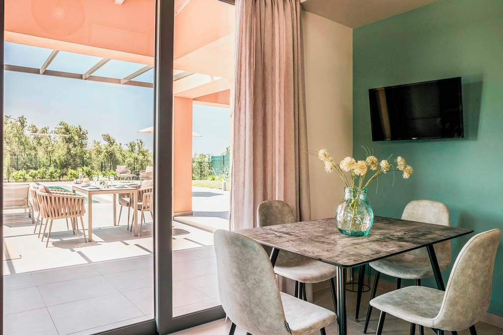 EFL_88748_Villa_Thalassa_Sunrise_0125_04.jpg
