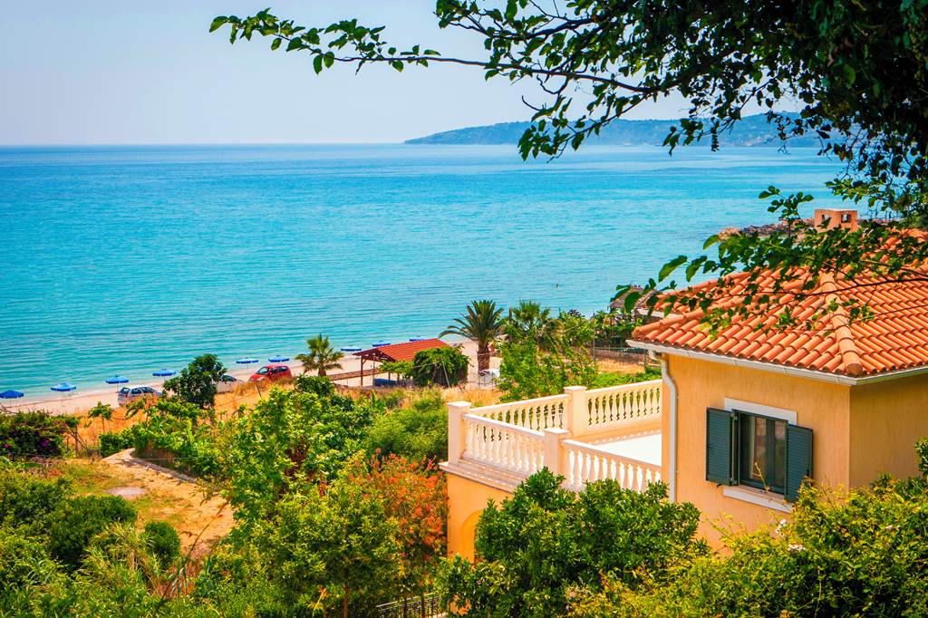EFL_81824_Villa_Xanthy_0120_24.jpg