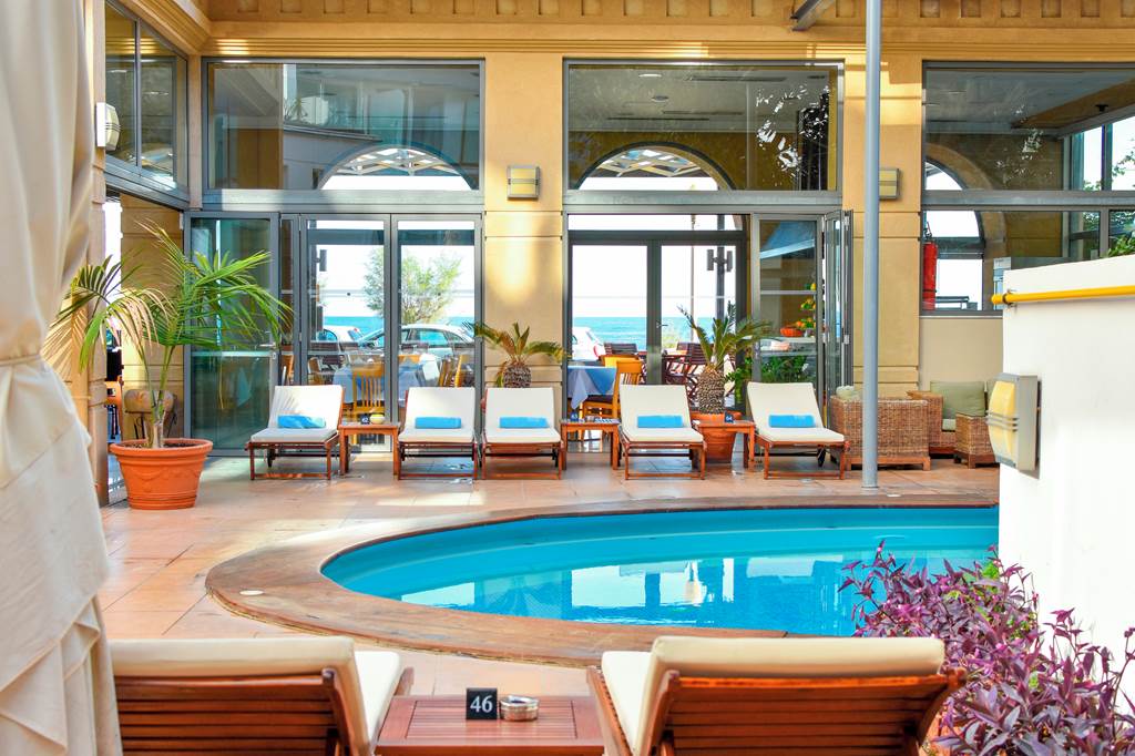 RHO_73536_Ibiscus_Hotel_1218_02.jpg