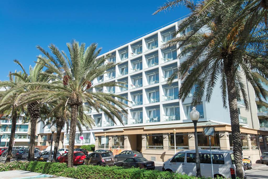 RHO_73536_Ibiscus_Hotel_1116_01.jpg