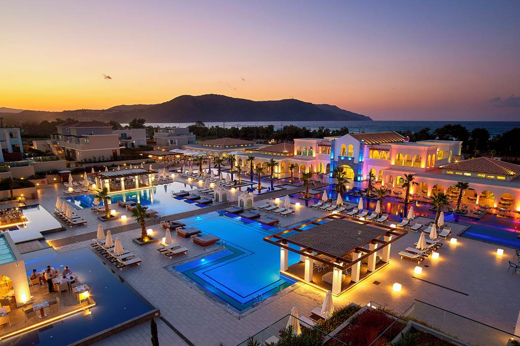 CHQ_86079_Anemos_Luxury_Grand_resort_0923_02.jpg
