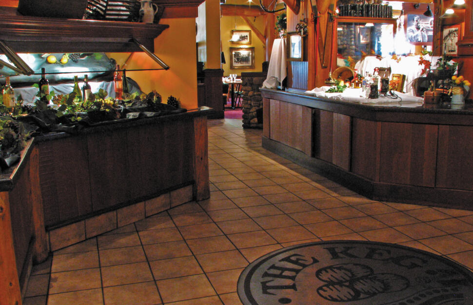 Banff-Caribou-Lodge-Spa-4.jpg