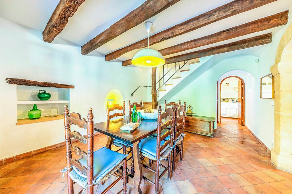 PMI_84706_Villa_Cal_Papa_1222_03.jpg