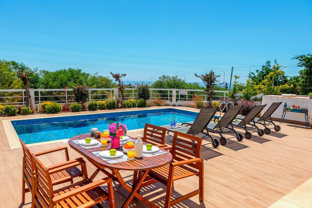 LCA_86459_Villa_Napa_Bay_View_3_1123_06.jpg