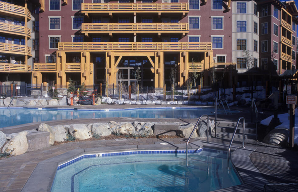 Village-Lodge-3.jpg
