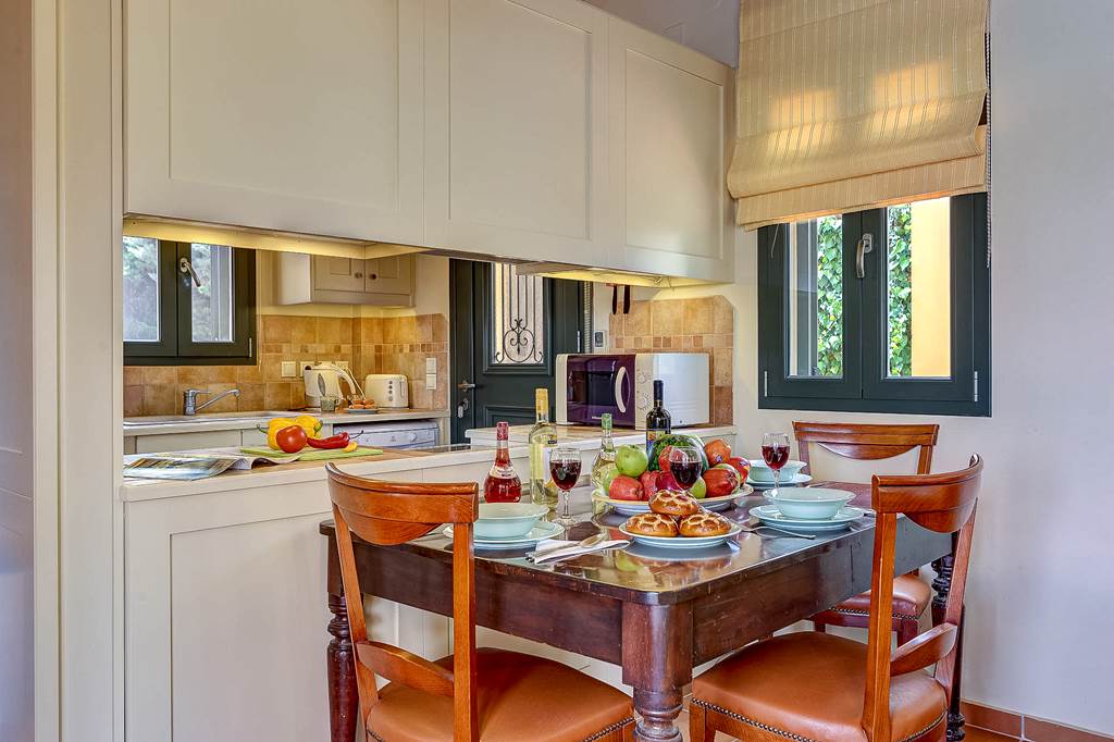 EFL_75089_Villa_Riaki_0317_13.jpg