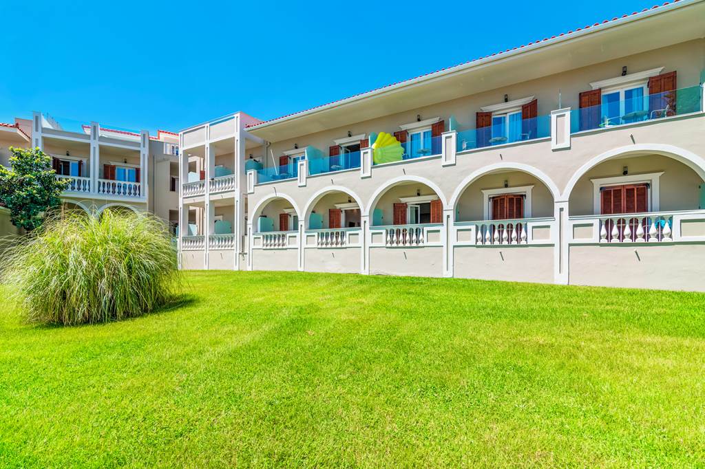 ZTH_71774_Palmyra_Hotel_1218_08.jpg