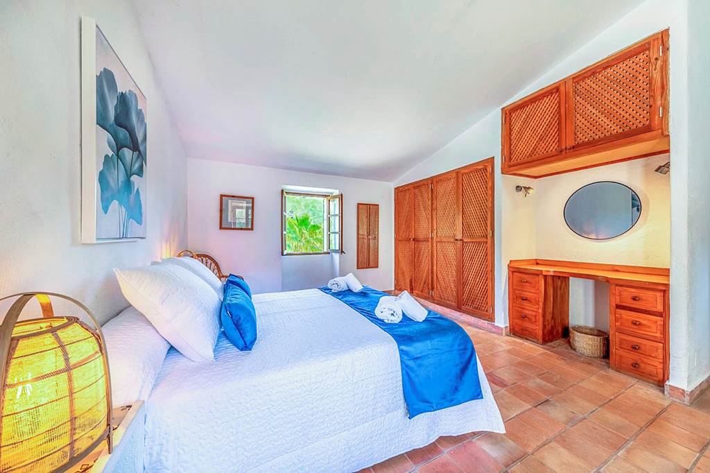 PMI_84706_Villa_Cal_Papa_1222_08.jpg