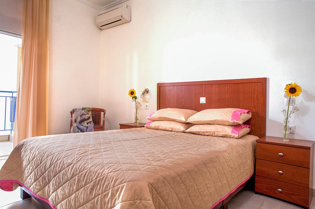 SKG_74166_Stratos_Hotel_0623_03.jpg