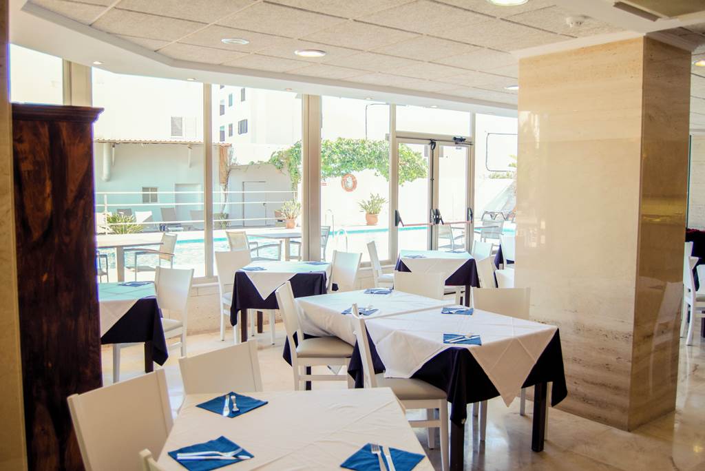 IBZ_71525_Hotel_Paraiso_Beach_by_Hoteles_Centric_0624_07.jpg