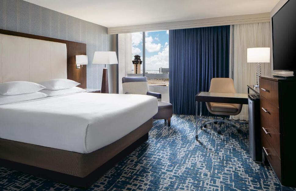 Hyatt-Regency-DFW-2.jpg