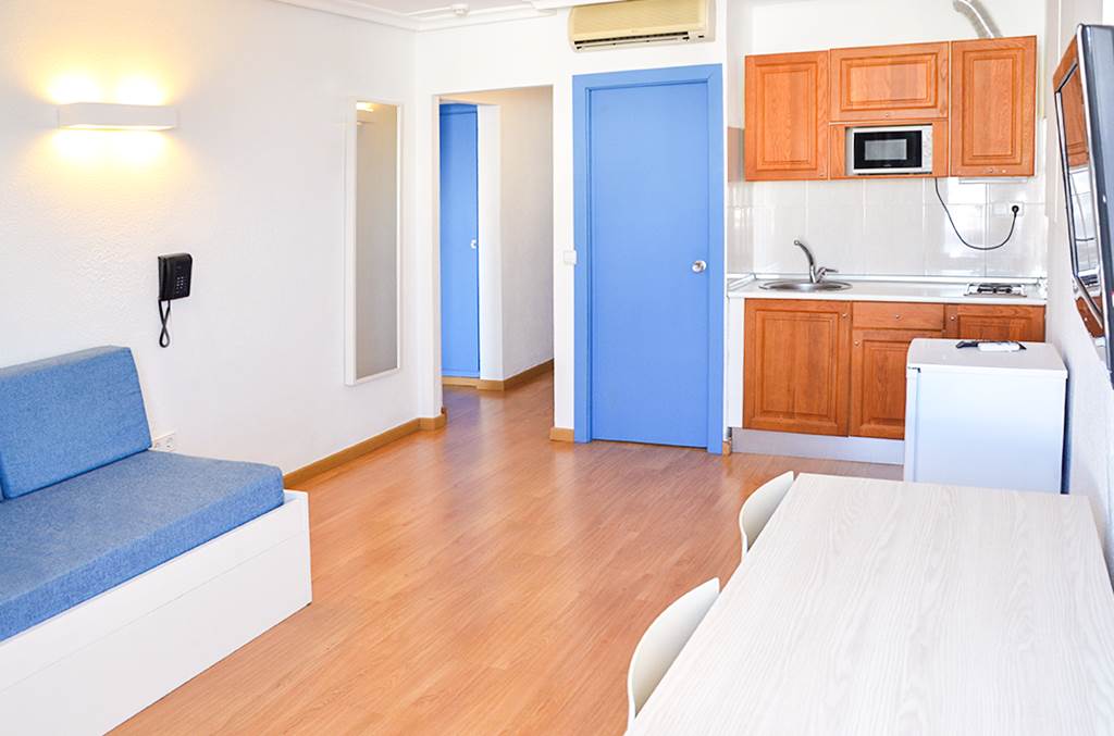 IBZ_167_Tivoli_Apts_1214_02.jpg