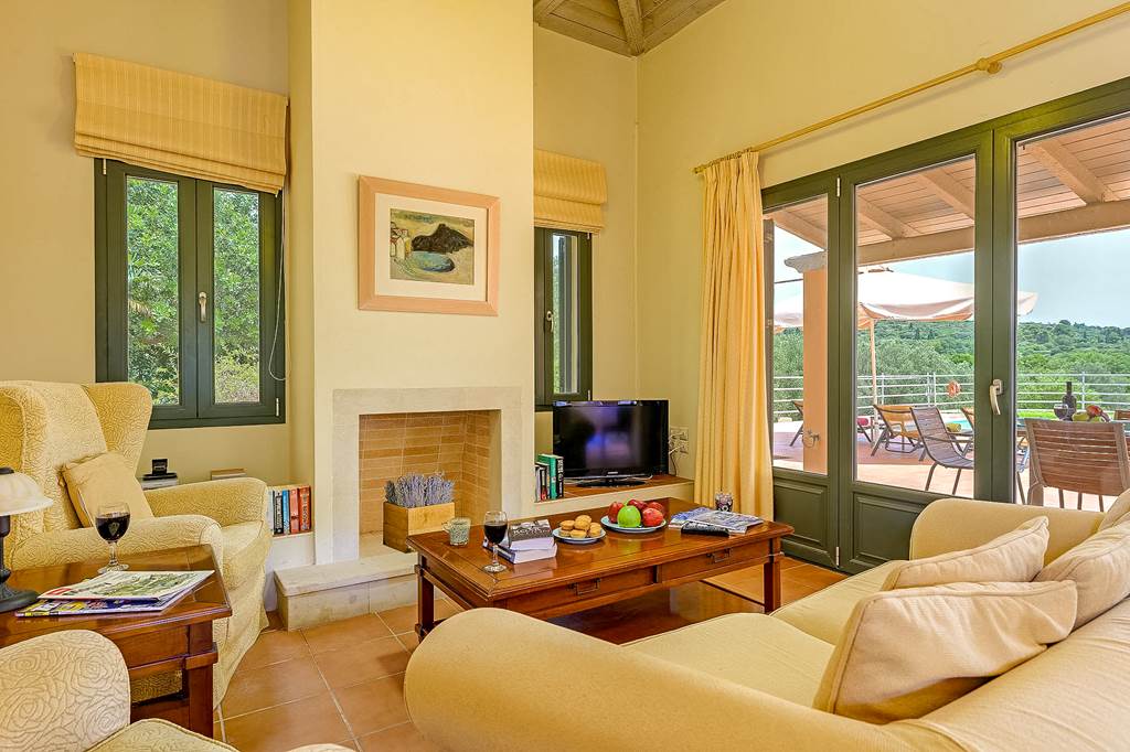 EFL_75089_Villa_Riaki_0317_08.jpg