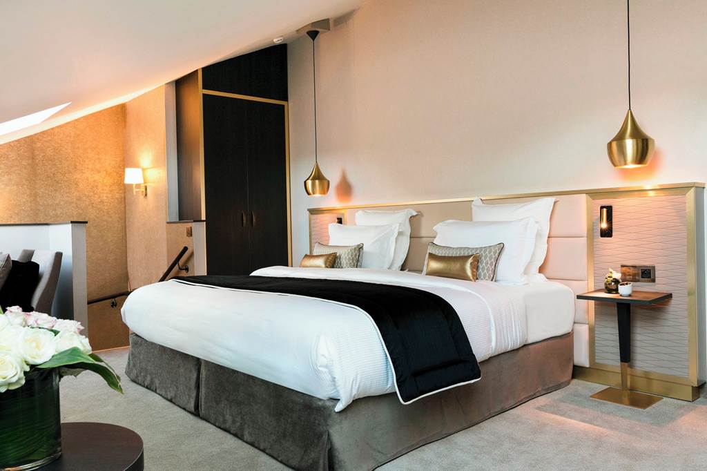 CDG_85789_Niepce_Paris_Hotel_Curio_Collection_by_Hilton_0324_07.jpg