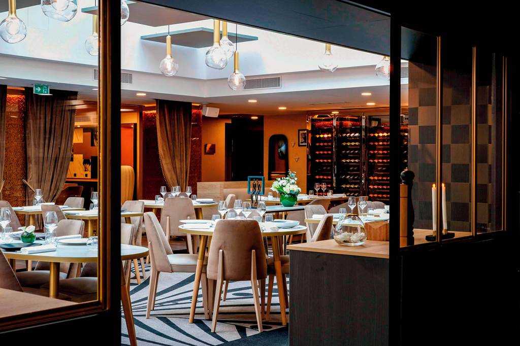 CDG_85789_Niepce_Paris_Hotel_Curio_Collection_by_Hilton_1123_09.jpg