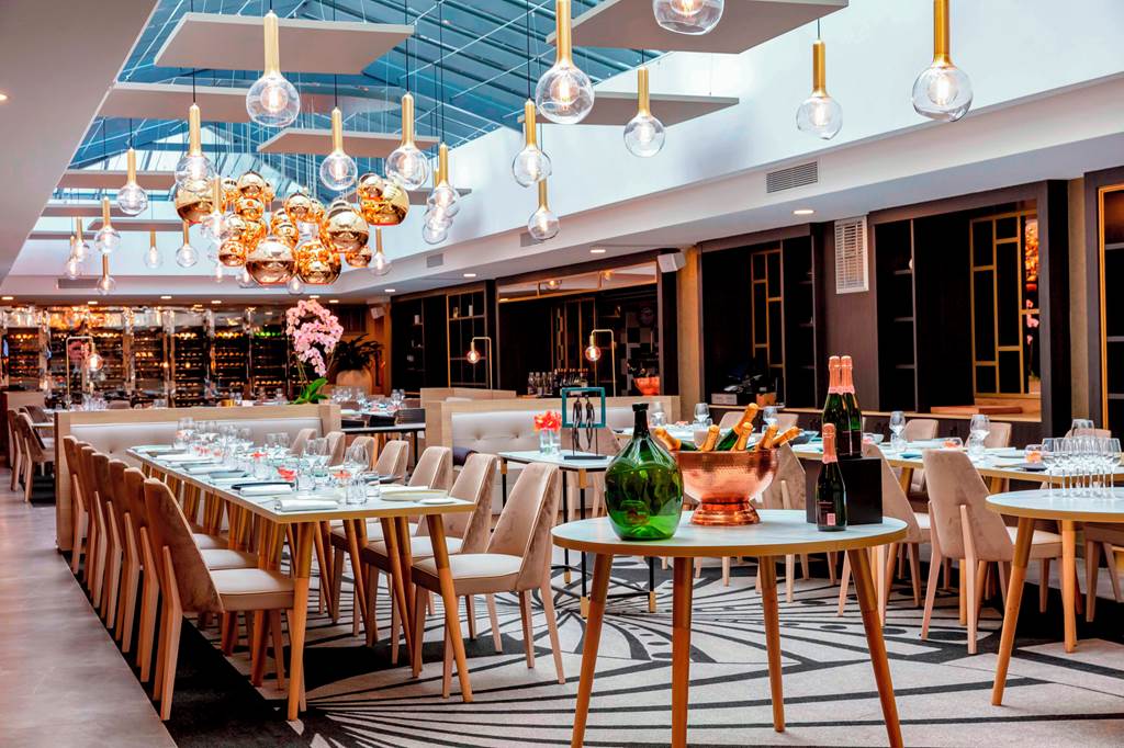 CDG_85789_Niepce_Paris_Hotel_Curio_Collection_by_Hilton_1123_07.jpg