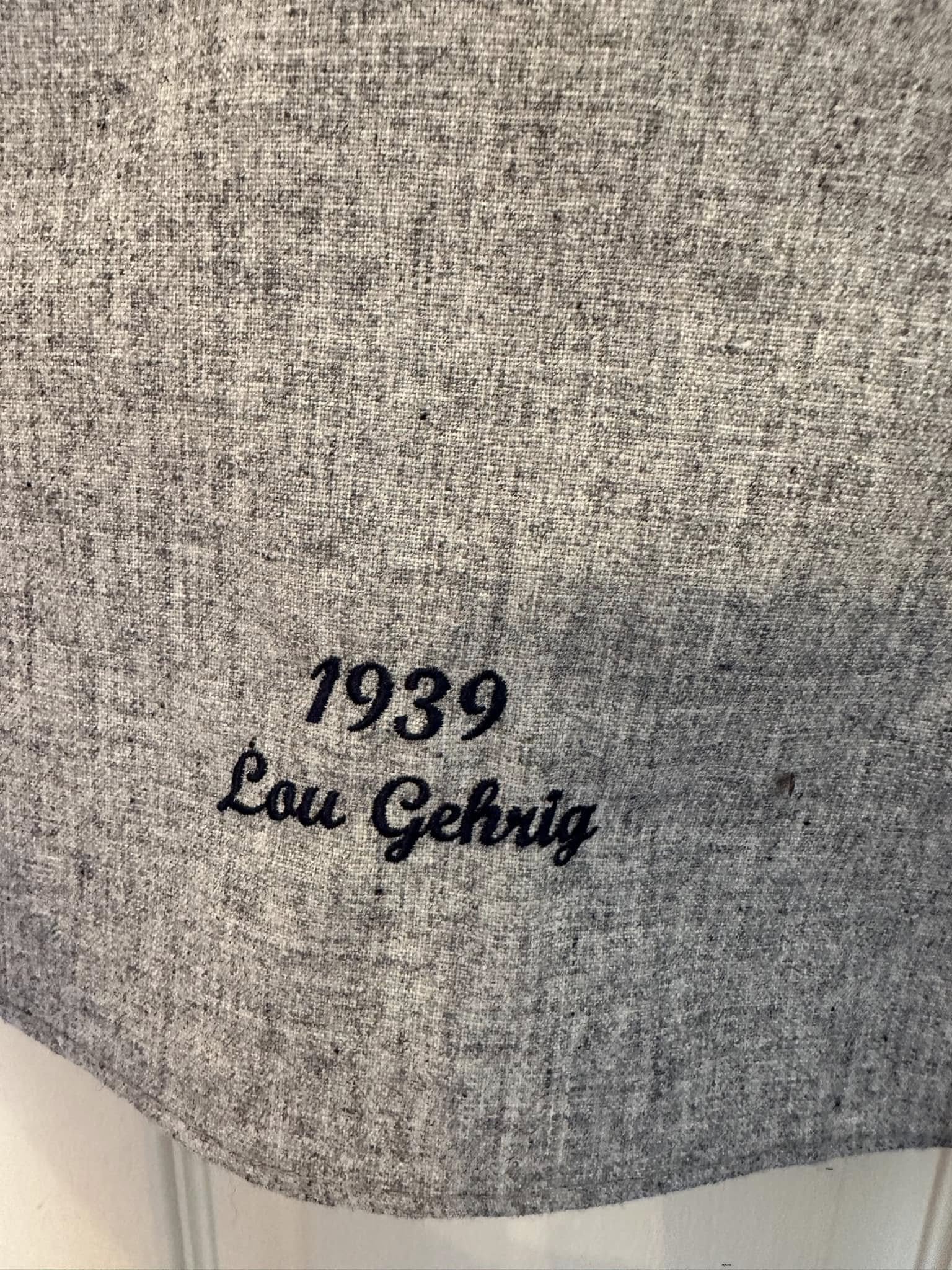Lou Gehrig 1939 New York Yankees — Detail view thumbnail