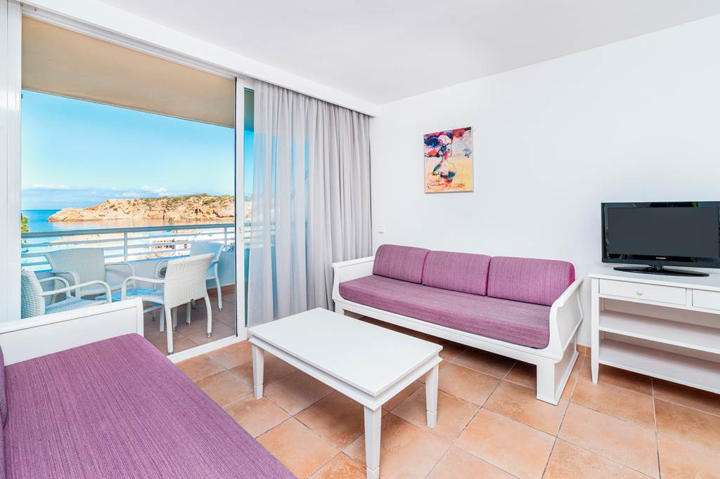 IBZ_82772_Insotel_Club_Tarida_Playa_0221_22.jpg