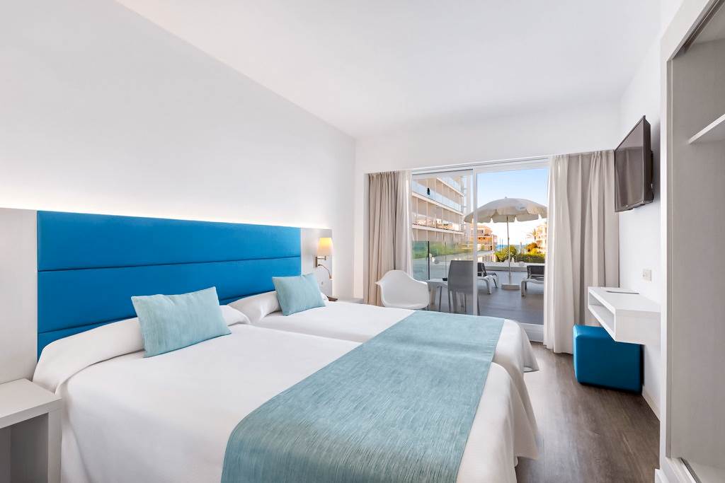 PMI_554_Alua_Leo_Hotel_0422_02.jpg