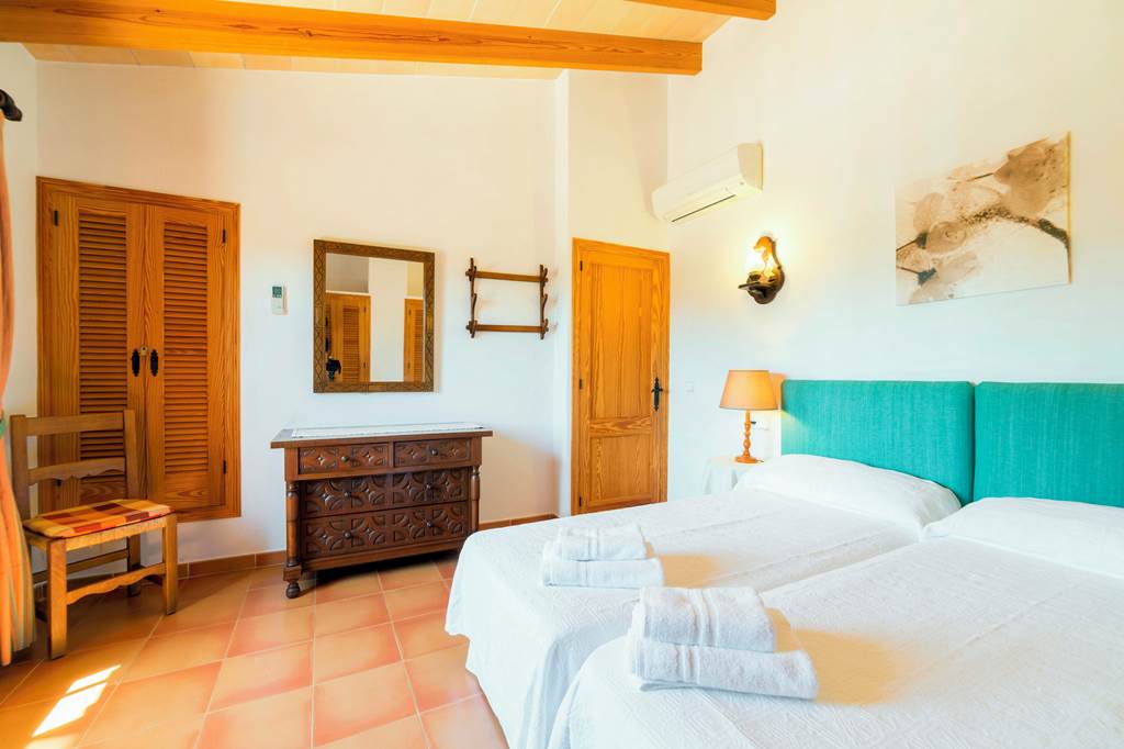 PMI_88300_Villa_Estern_1024_07.jpg