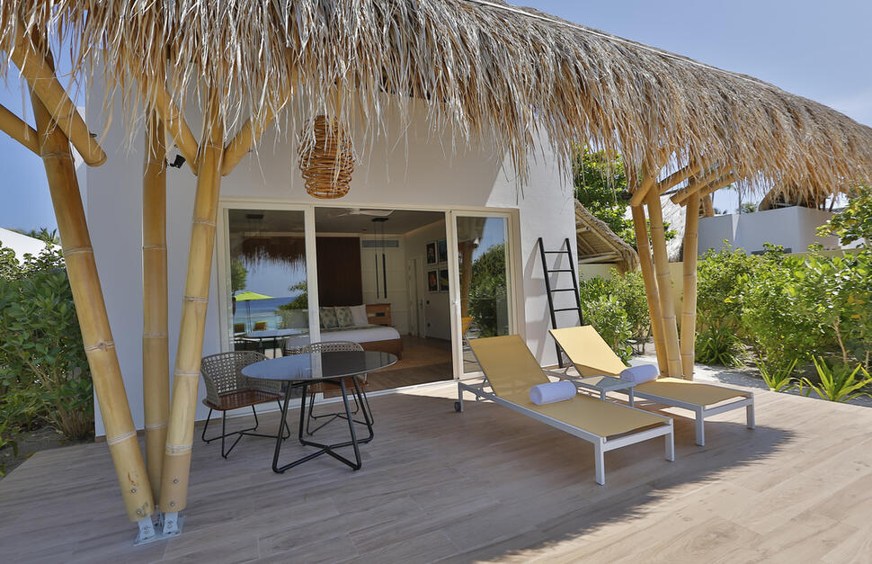 Emerald-Maldives-Resort-and-Spa-11.jpg