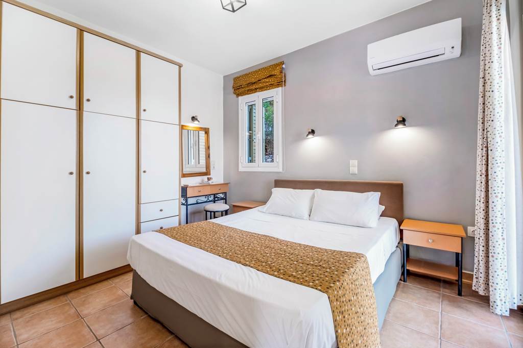 KLX_86890_Villa_Palataki_III_1224_04.jpg