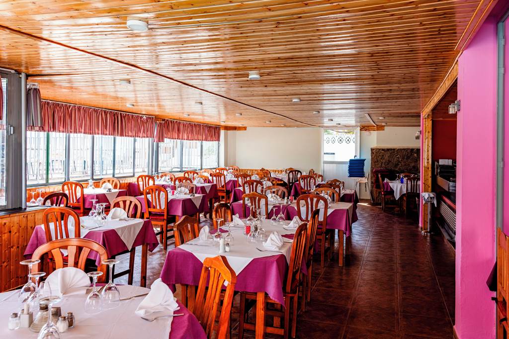 LPA_74944_Servatur_Montebello_Apartments_0324_04.jpg