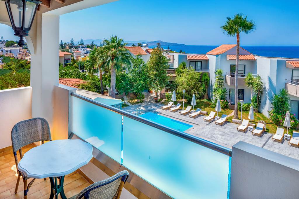 CHQ_80021_Nireas_Hotel_1224_09.jpg