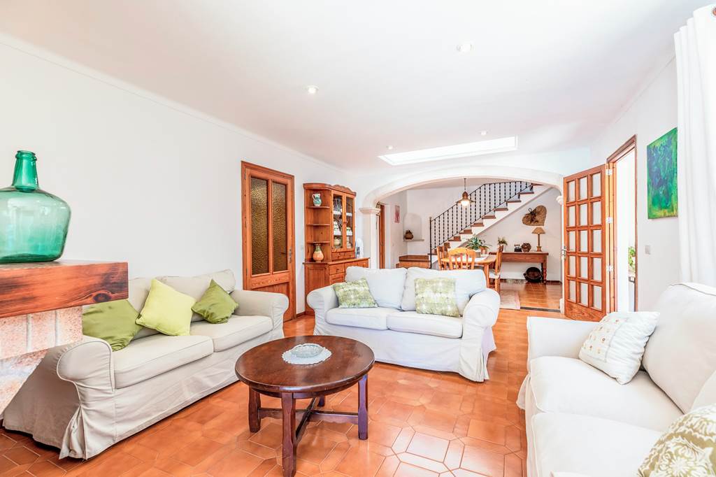 PMI_86880_Villa_Can_Creus_1223_06.jpg