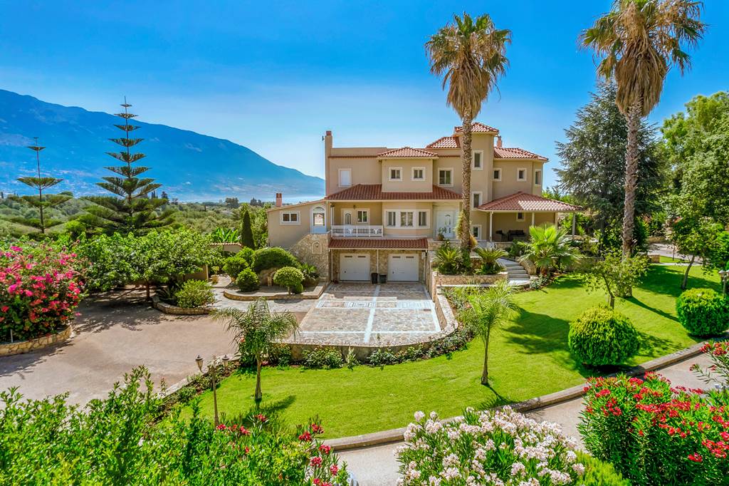 EFL_83581_Villa_Hidden_Gem_1024_02.jpg