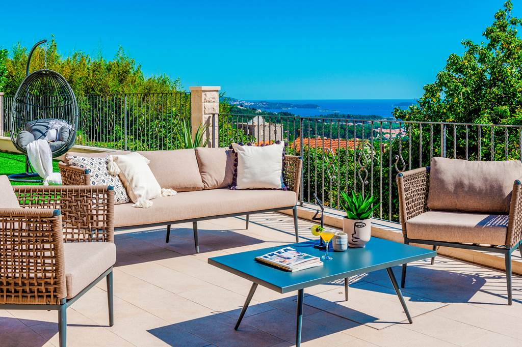 DBV_84887_Villa_House_of_Views_0123_20.jpg
