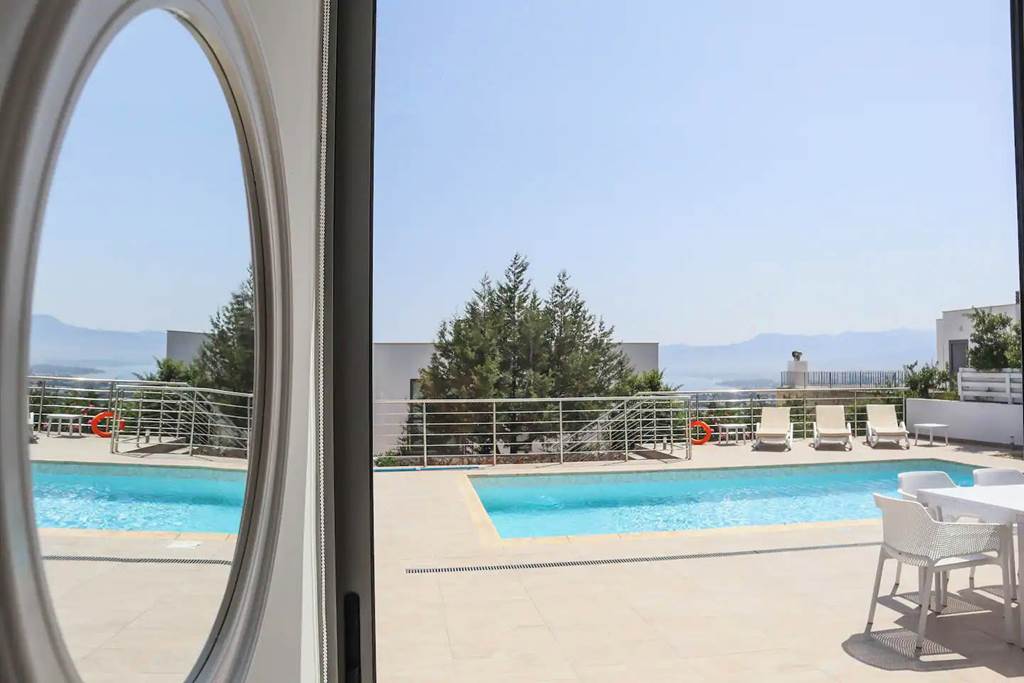 PFO_88916_Z&X_Holiday_Villas_-_Villa_Prengos_24_0125_03.jpg
